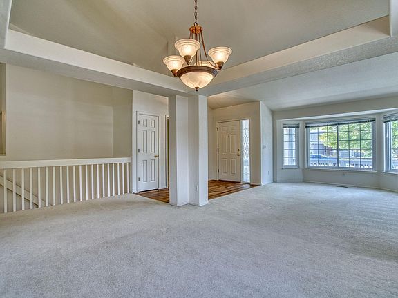 3rd image of 620 Bellingham Pl