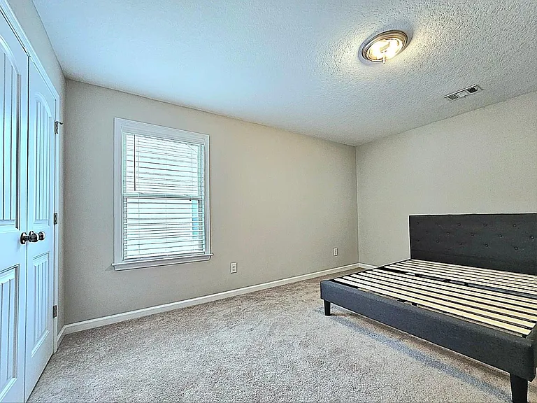 2652 Golf Mill Ct — Photo 15