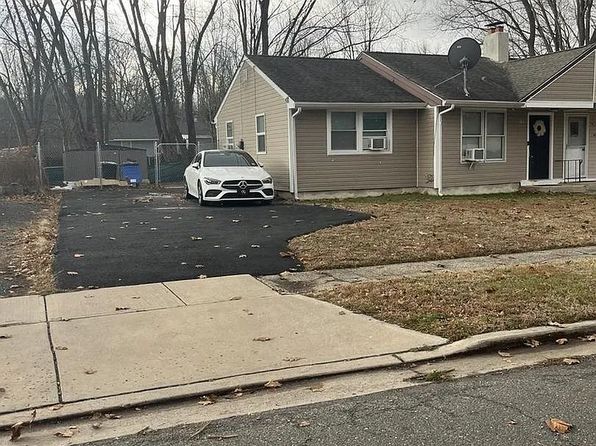195 Kinsley Rd