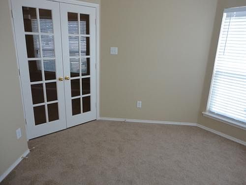 3rd image of 4502 Emerald Leaf Dr