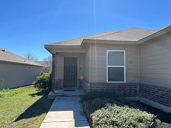 5th image of 15120 Pandion Dr