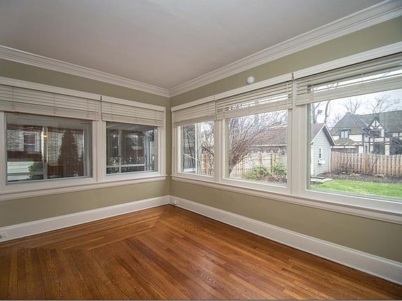 5th image of 2688 W Saint James Pkwy