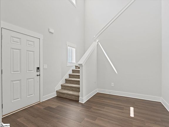 3rd image of 108 Veracruz Ct