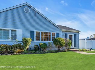 533 Iron Kettle Rd, Toms River, NJ 08753