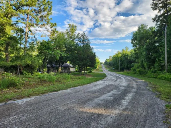 11961 N Condor Dr #1, Dunnellon, FL 34433