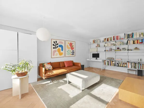 34 Plaza Street East image 1 of 10