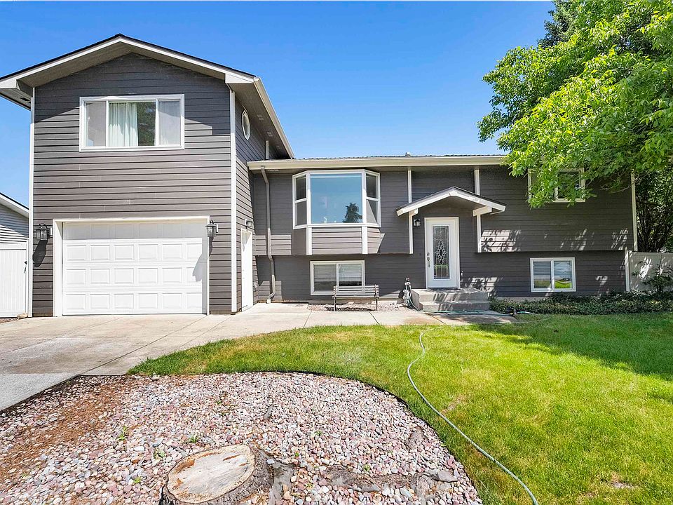 1st image of 12515 E Lenora Dr