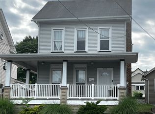 232 N 2nd St FLOOR 2, Lehighton, PA 18235
