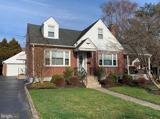 1111 Concord Ave, Drexel Hill, PA 19026