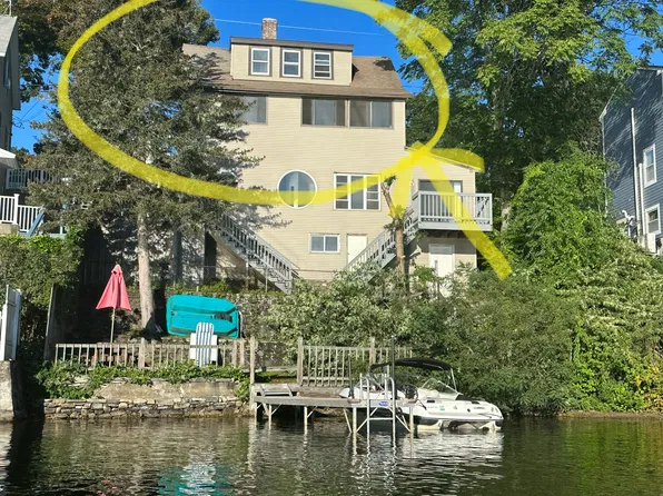 355 Bridle Path, Worcester, MA 01604
