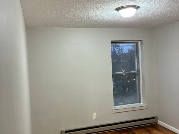 (undisclosed Address), Manchester, NH 03101
