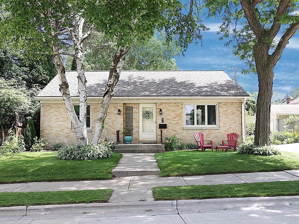 2nd image of 2517 N 5th St