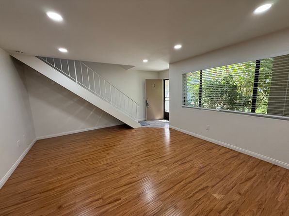 17141 Harbor Bluffs Cir APT C