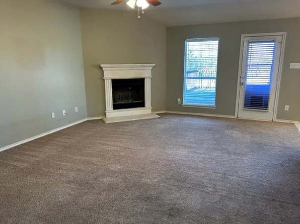 3205 Anysa Ln, Denton, TX 76209