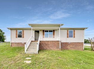 3695 Armstrong Rd, Springfield, TN 37172