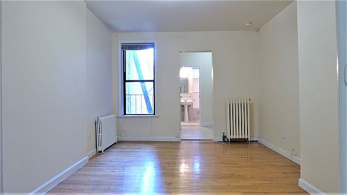 1st image of 330 E 84th St APT 4ER