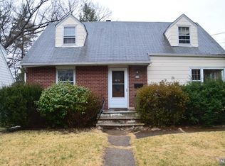 93 Luke Ave, Bergenfield, NJ 07621