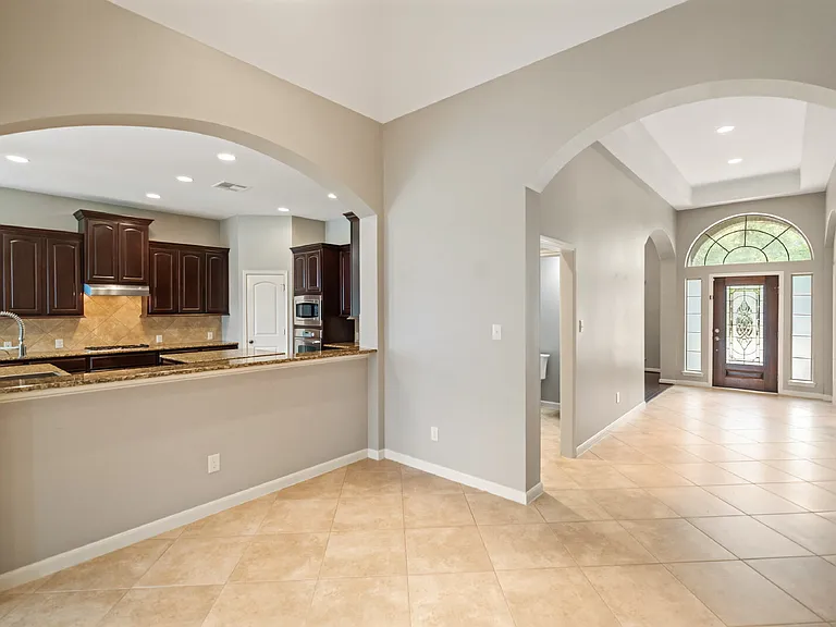 2818 Red Maple Dr — Photo 17
