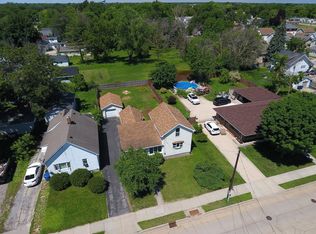 803 Knapp St, Oshkosh, WI 54902