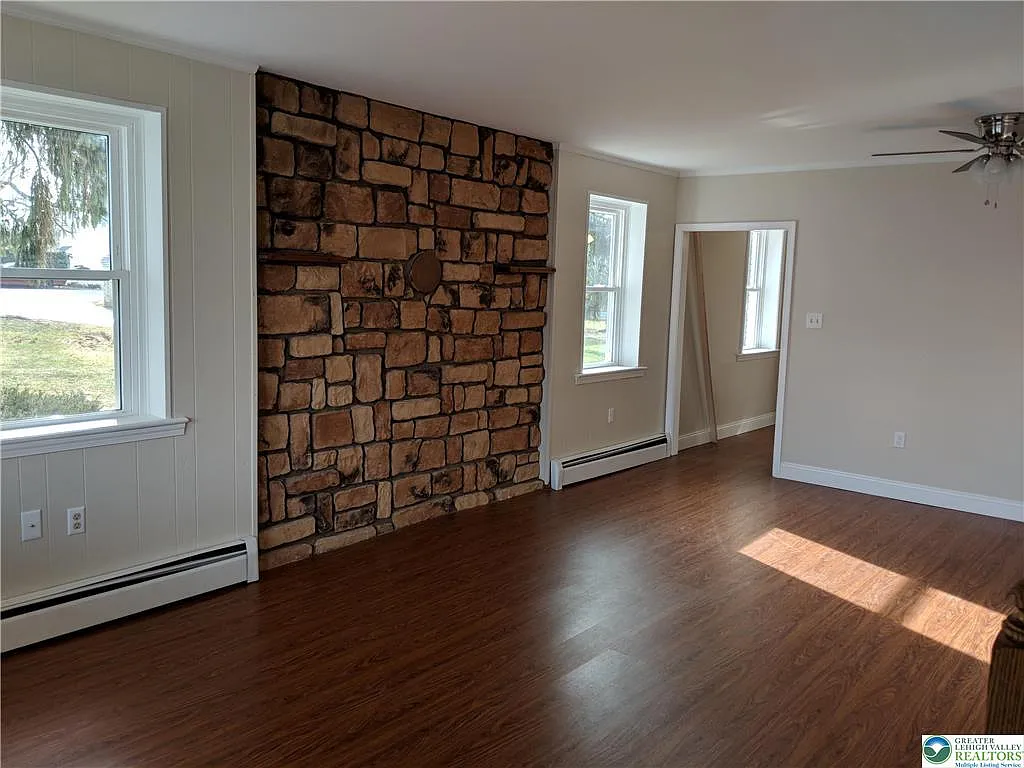 2 bed, 2.0 bath, 1440 sqft, $2,000 — Photo 3