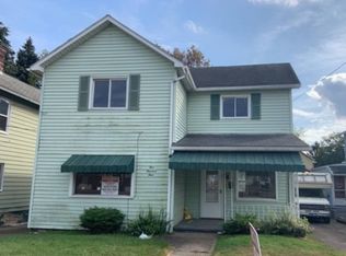504 E Division St, New Castle, PA 16101
