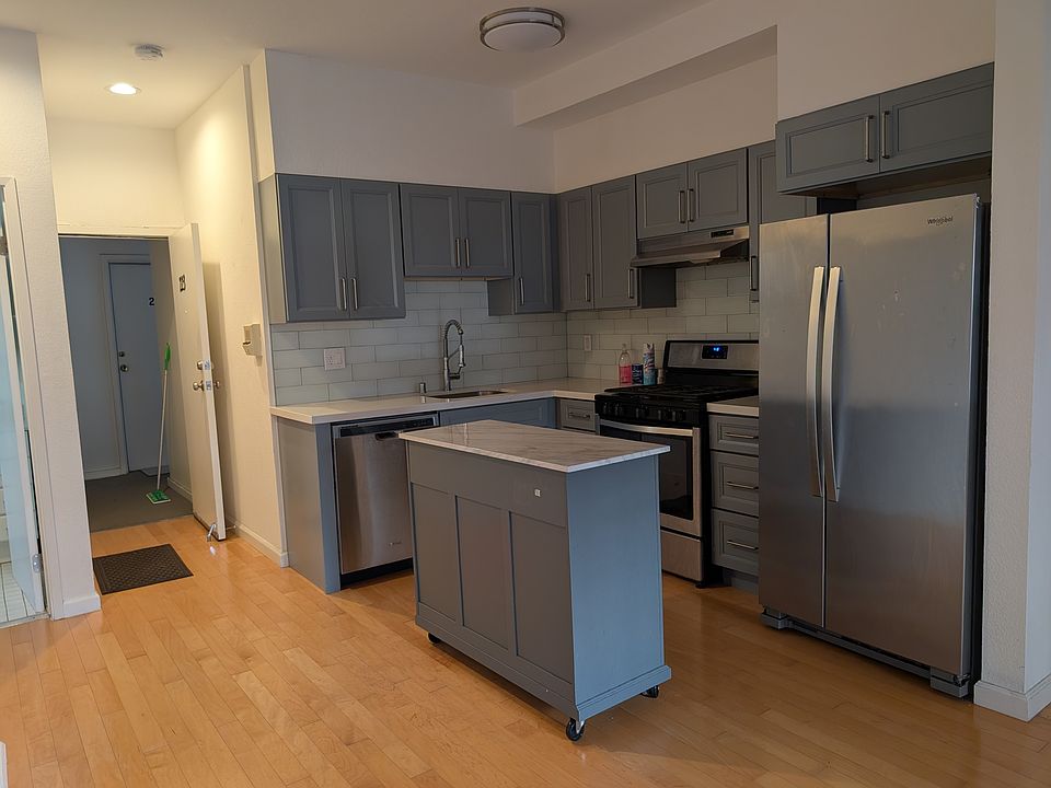 1st image of 223 Lexington St #223