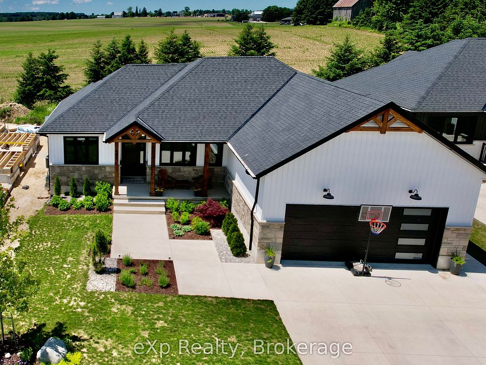 1st image of 21 Devinwood Ave