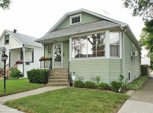 5758 N Mulligan Ave, Chicago, IL 60646