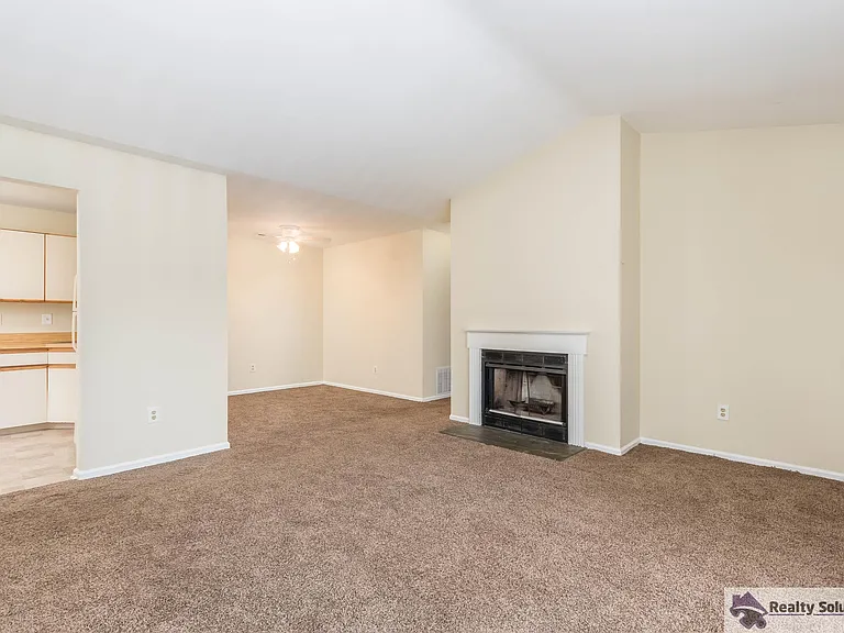 514 Cascade Ct — Photo 5