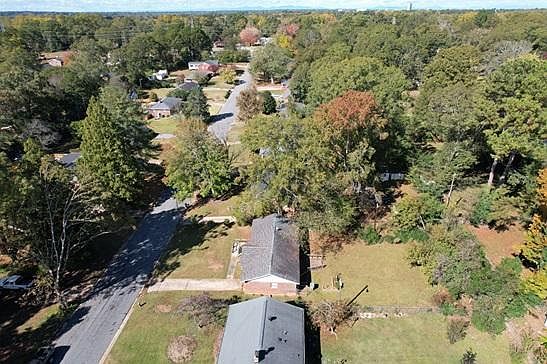 2nd image of 117 Anita Dr