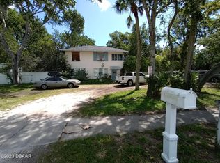 839 Center Ave, Holly Hill, FL 32117