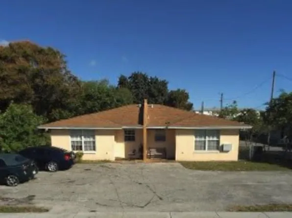 571 NE 136th St, North Miami, FL 33161
