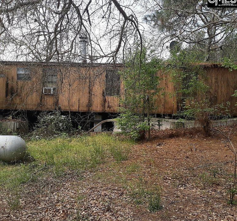 2nd image of 501 Manor Dr