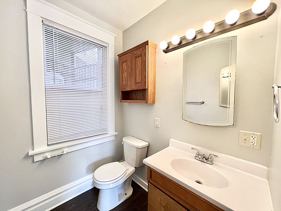 2nd image of 509 E Milwaukee St #4