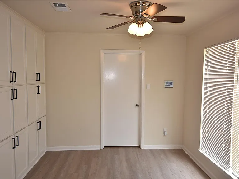 14410 Muirfield Ln — Photo 9