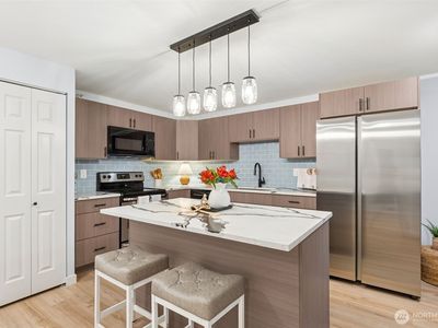 700 Front Street S #B103, Issaquah, WA, 98027