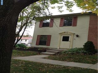 9 Wosniak Ct, Lawrence Township, NJ 08648