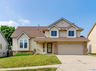7414 Ernst St, Omaha, NE 68122