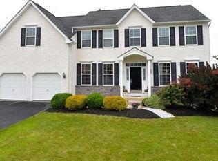 8685 Thornton Rd, Breinigsville, PA 18031