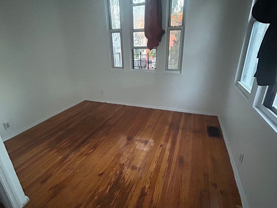 1st image of 7311 95th Ave #1