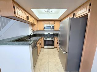 5248 Cartwright Ave #7, North Hollywood, CA 91601