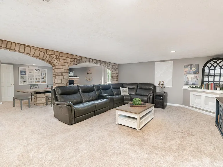 1753 Cove Cir E — Photo 20