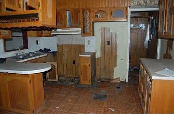 5th image of 702 Jean Edias St
