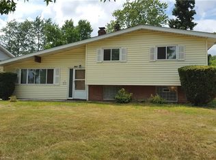 1178 Golden Gate Blvd, Mayfield Heights, OH