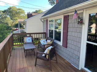 72 Hillcrest Rd, Niantic, CT 06357