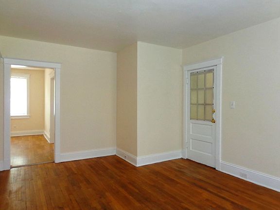 3rd image of 1001 Gates Ave APT 10C