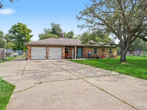 17310 McDonald Rd, Alvin, TX 77511
