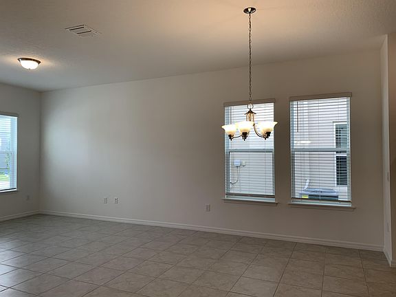 4th image of 10360 Austrina Oak Loop