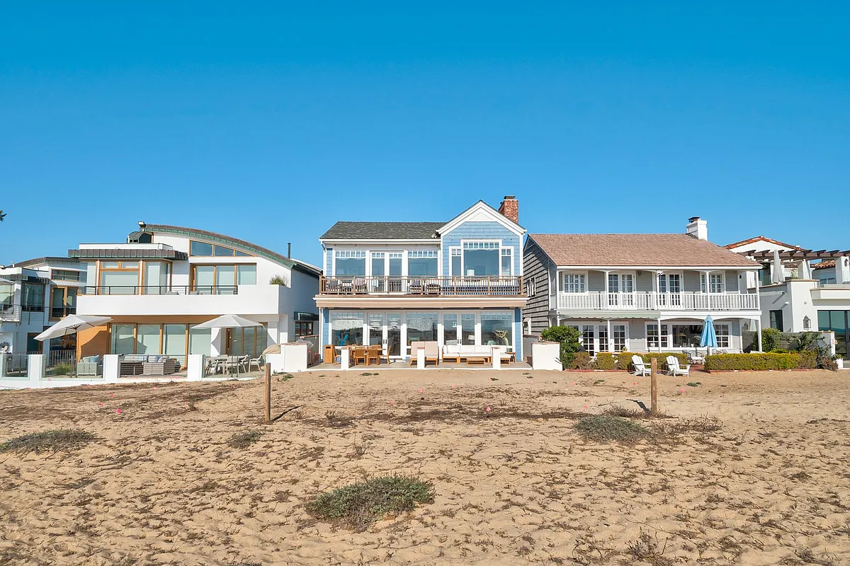 Photo 2 of 62 - 1514 E Oceanfront - Newport Beach, CA Building Photo - 1514 E Oceanfront