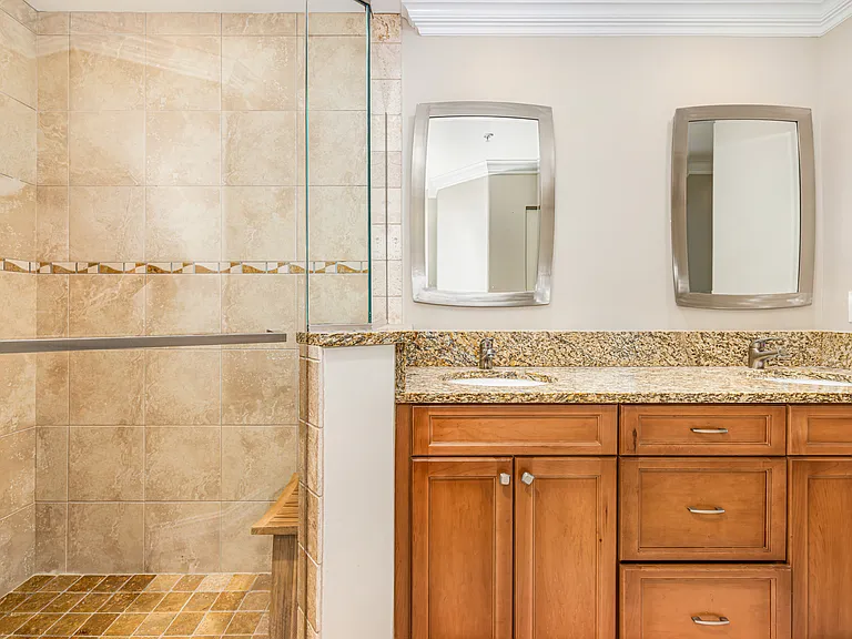 975 Tarpon Cove Dr #204 — Photo 14
